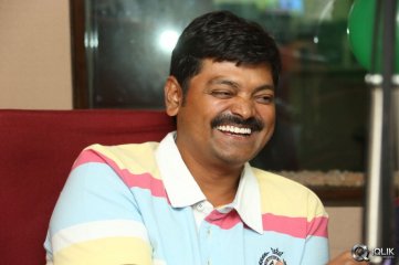 Oka Laila Kosam Movie Team at Red FM